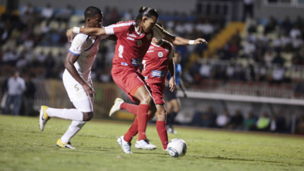 Olimpia sostiene un invicto de hierro