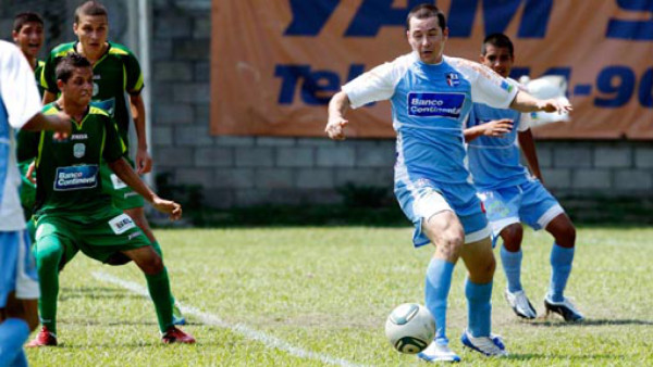 Polache reaparece jugando en las reservas