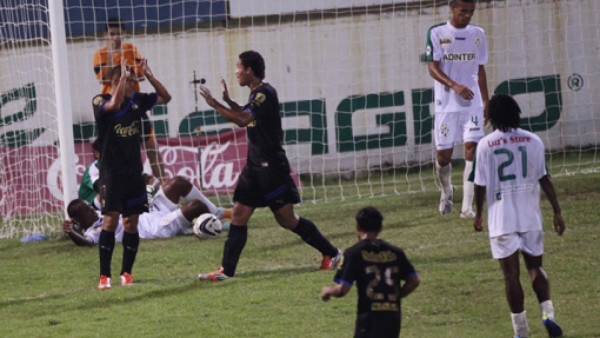 Tricampeón Olimpia ya es líder en Honduras