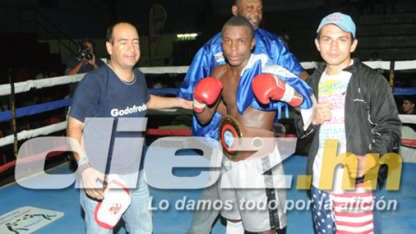 Hondureño 'Escorpión' Ruiz hace historia