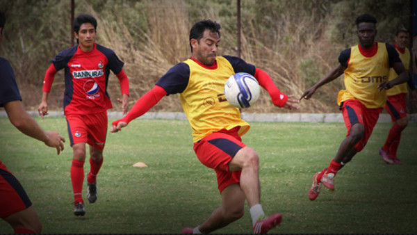 El 'Pescadito” Ruíz podría debutar el domingo con Municipal