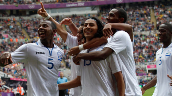 Roger Espinoza envía emotivo mensaje a su madre