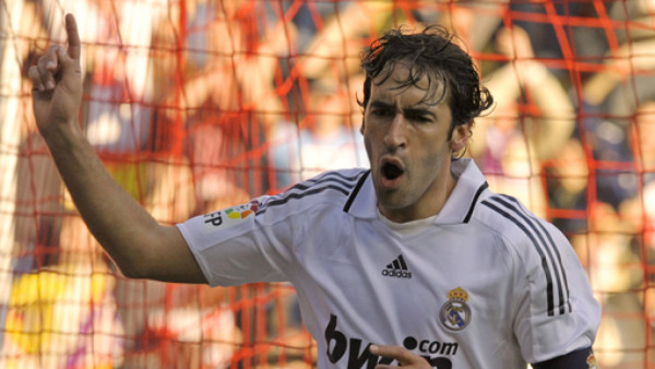 Raúl visitó al Barcelona en Alemania