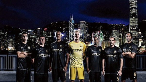 Manchester City sorprende con nueva camiseta color negra