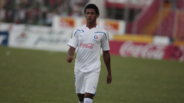 Le salió Georgie Welcome al Olimpia