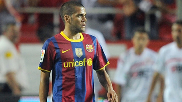 'Mourinho no ha inventado el fútbol': Alves