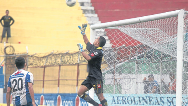 El día que Daniel Tejeda se puso los guantes y voló