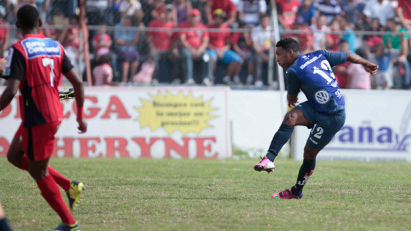 Diego Vásquez ilusiona a Motagua en su debut