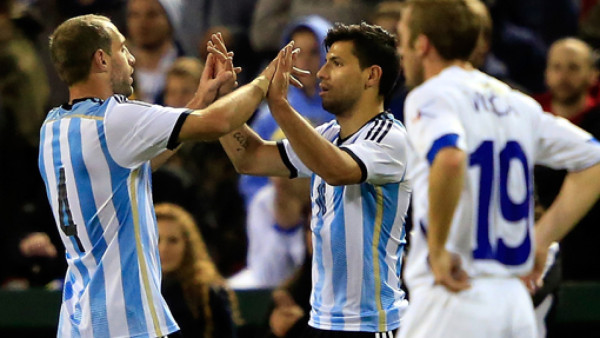 Kun Agüero le da la victoria a Argentina sobre Bosnia