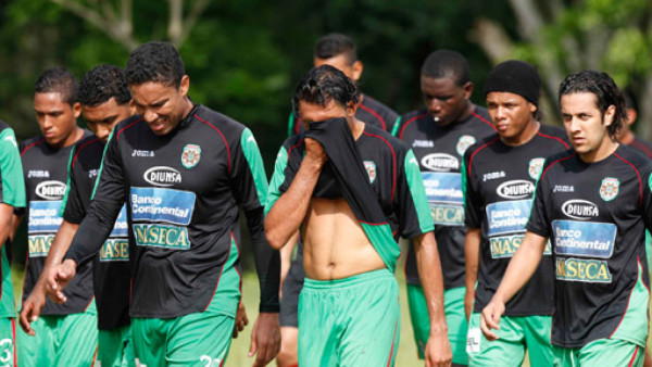 Reconocen problemas económicos en Marathón