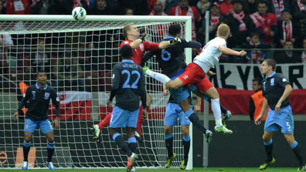 Inglaterra y Polonia firman un empate en Varsovia