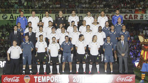 Empresario tico quiere comprar al Valencia de España