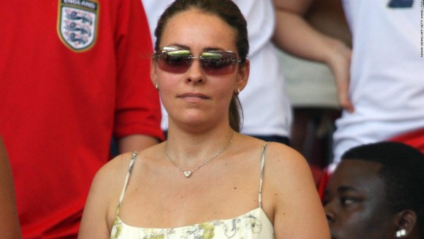 FOTOS: Las esposas con menos glamour en el fútbol