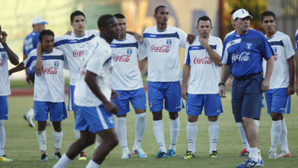 Selección de Honduras entrenó completa