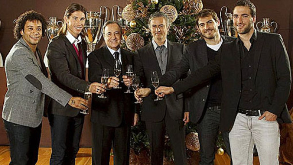 Real Madrid brinda por un gran 2012