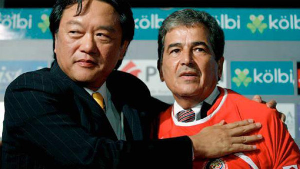 Eduardo Li: 'Vamos por el primer lugar y no regalaremos nada”