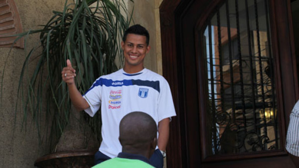 Vega: 'Admiro mucho al Chicharito”