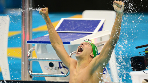 Phelps se queda sin el oro en 200 mariposa