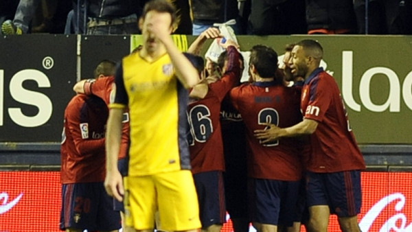 Atlético cae ante Osasuna y deja al Real Madrid líder solitario