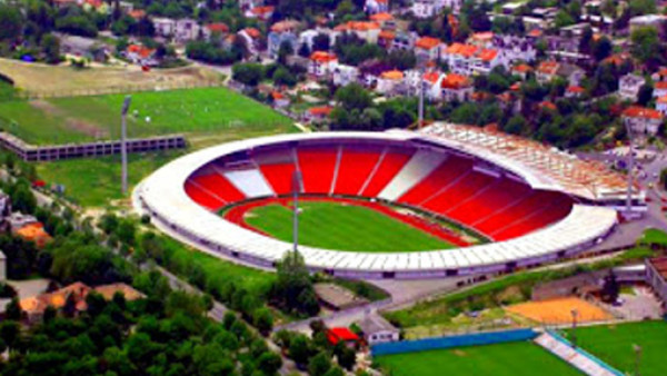 El 'pequeño Maracaná”, la nueva casa de Luis Garrido