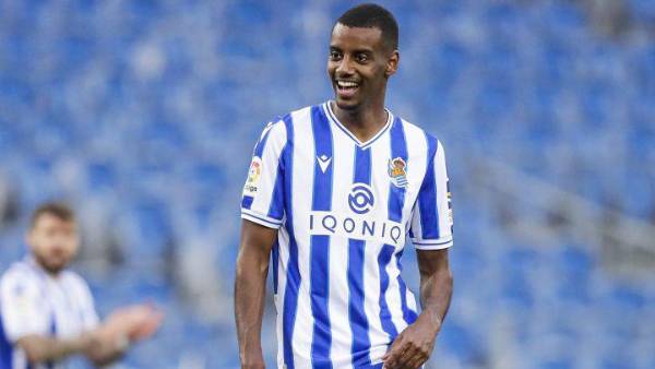 Alexander Isak, joven delantero noruego, es el plan B del Barcelona por si falla Haaland.