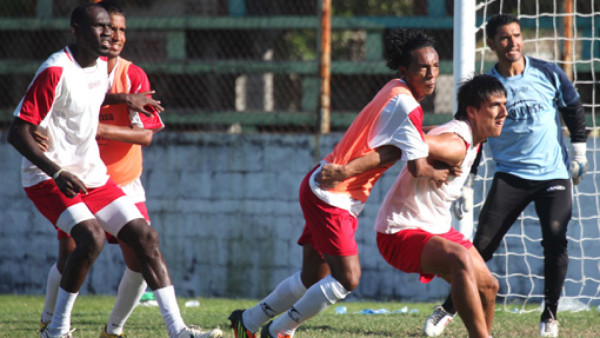 ¿Mal ambiente en Platense? Los jugadores muestran lo contrario