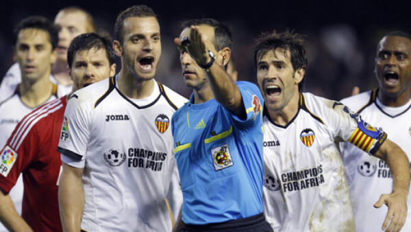 Polémico triunfo del Real Madrid