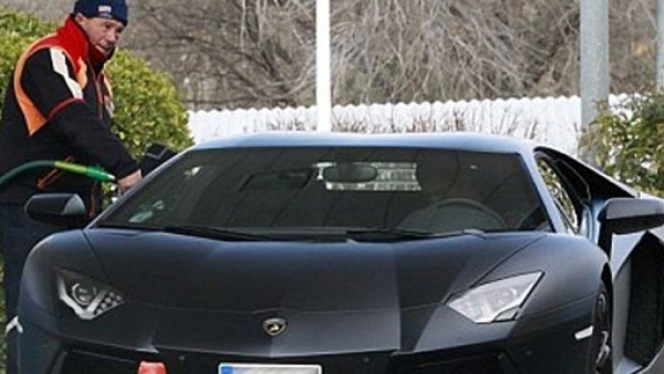CR7 estrenó su Lamborghini Aventador