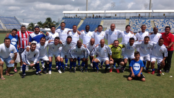 Villanueva se corona en torneo Miami Honduras 2012