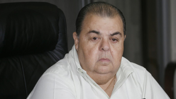 Ferrari anuncia mañana si continúa o no en Comisión de Selecciones