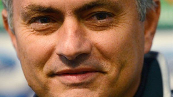 Mourinho moja al traductor al finalizar conferencia