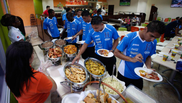 Selección de Honduras comió mariscos
