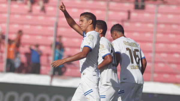 Olimpia por su triunfo 18 en la historia ante Savio