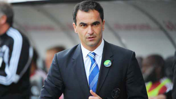 Técnico el Wigan Roberto Martínez habla de Roger Espinoza