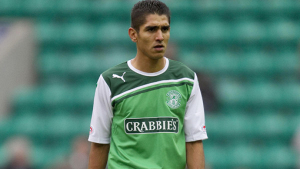 El futuro de Jorge Claros es incierto en Hibernian de Escocia