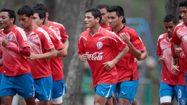 Oscar Bonilla: 'Es lindo venir para el centenario'