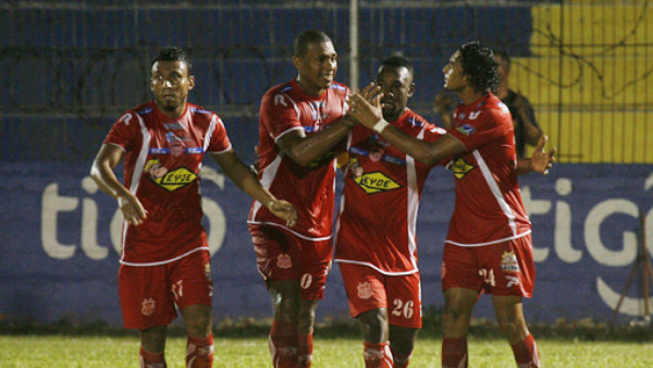 Vida gana y Motagua vuelve a amargarse