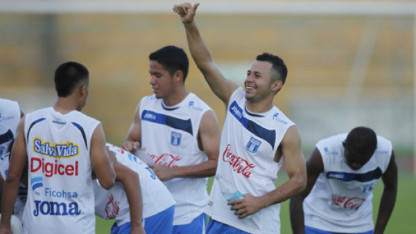 Alfredo Mejía, convocado de última hora a la Selección Nacional