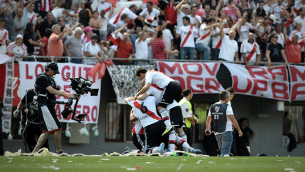 Boca Juniors le arrebató el triunfo a River Plate