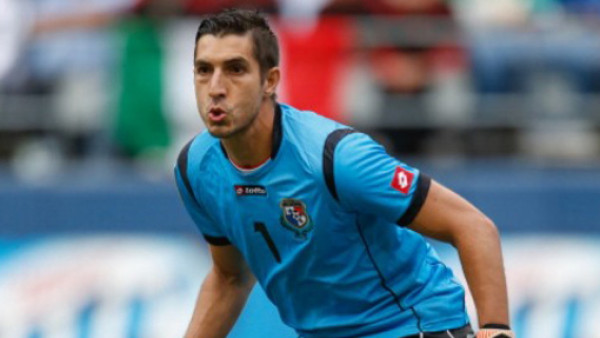 El panameño Jaime Penedo está a una firma del Galaxy