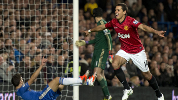 Gol de Chicharito quita invicto a Chelsea