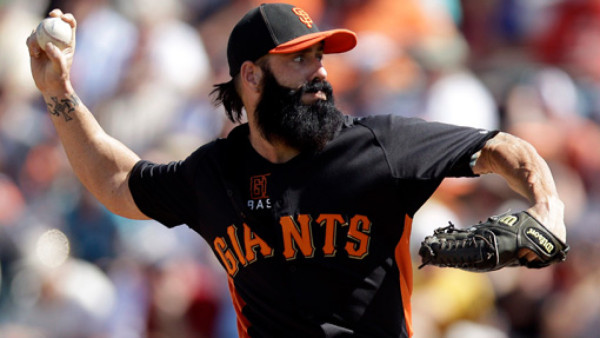 Rechaza oferta de 13 millones de los Yankees por mantener la barba