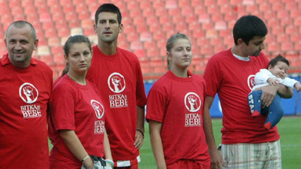 Djokovic dice que el fútbol es más difícil que el tenis