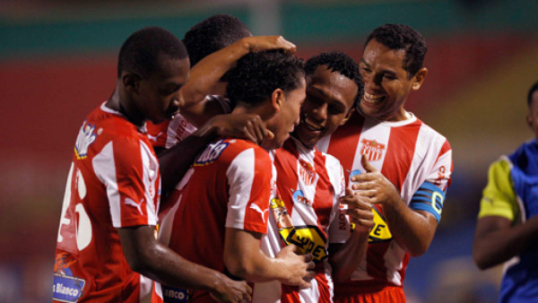 Vida humilló a Real España en el Olímpico