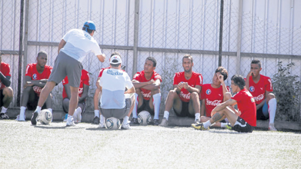 Tosello hizo llorar a Alex lópez