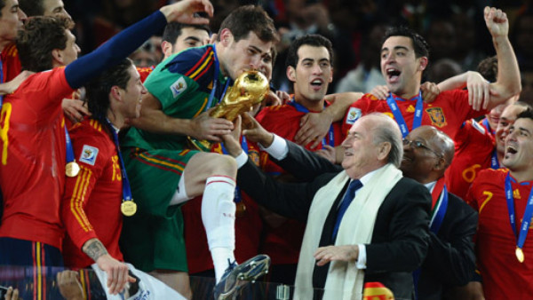 'España es merecido ganador': Blatter