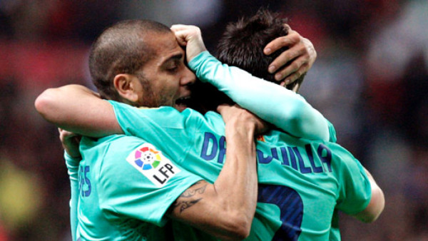 David Villa salva al Barcelona con golazo