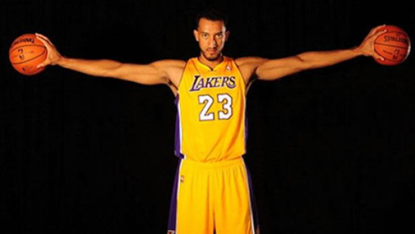 'Su familia es de Honduras': Ex técnico de Ronnie Aguilar