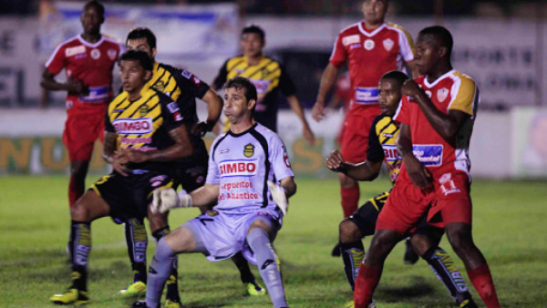 Real España vuelve a empatar en la Liga