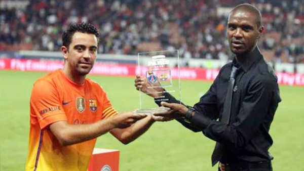 Eric Abidal volverá a las canchas entre noviembre y diciembre